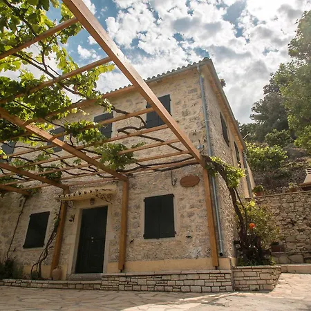 Castelli * Acharavi (Corfu)